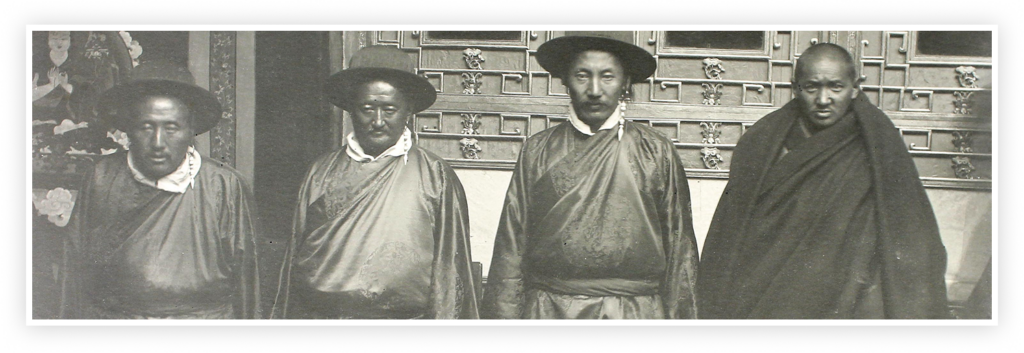 The Shapés were photographed at Lhalu House during the final treaty negotiations.