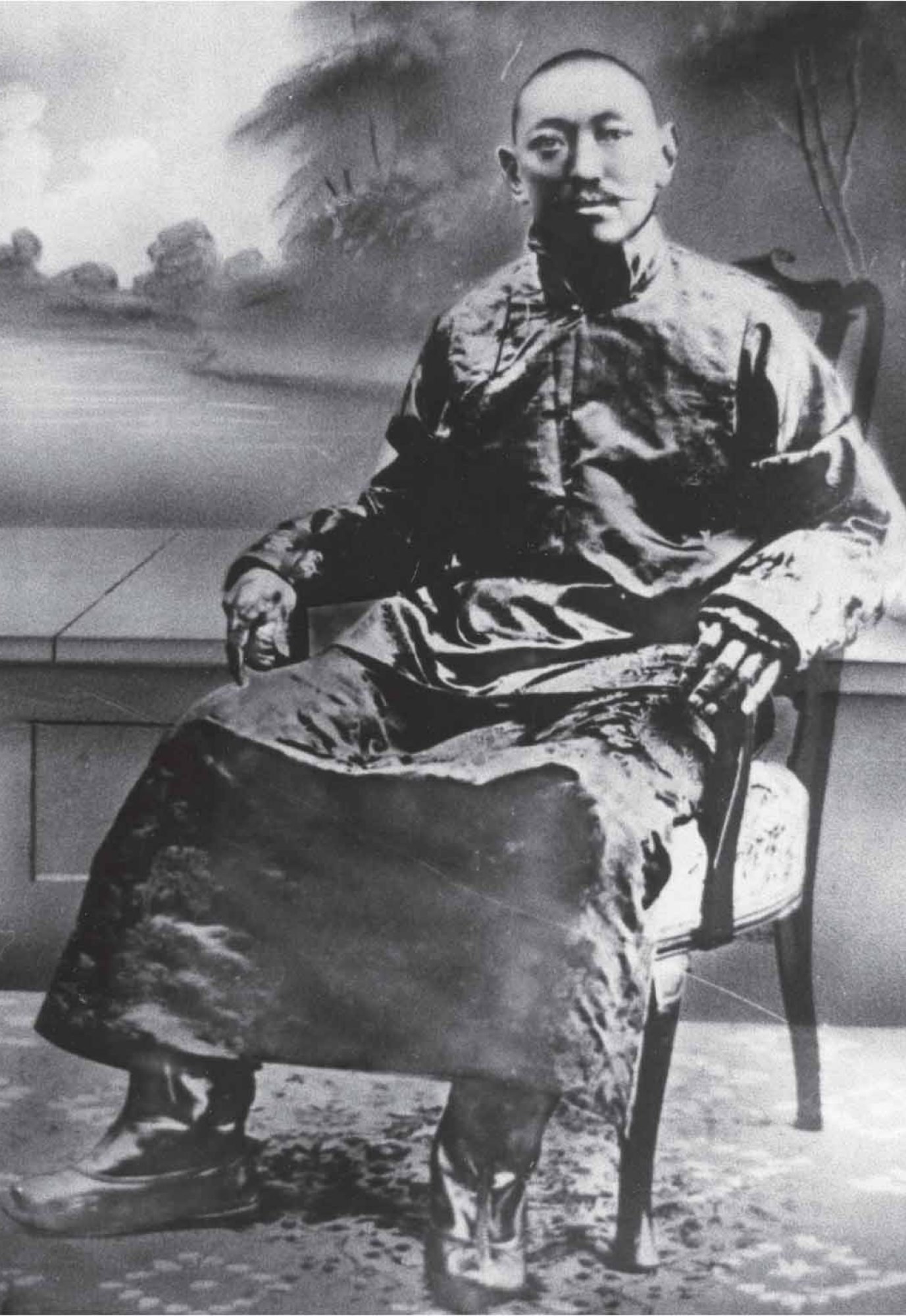 The-13th-Dalai-Lama-1